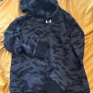 Under Armour Gray Camo Sweatshirt